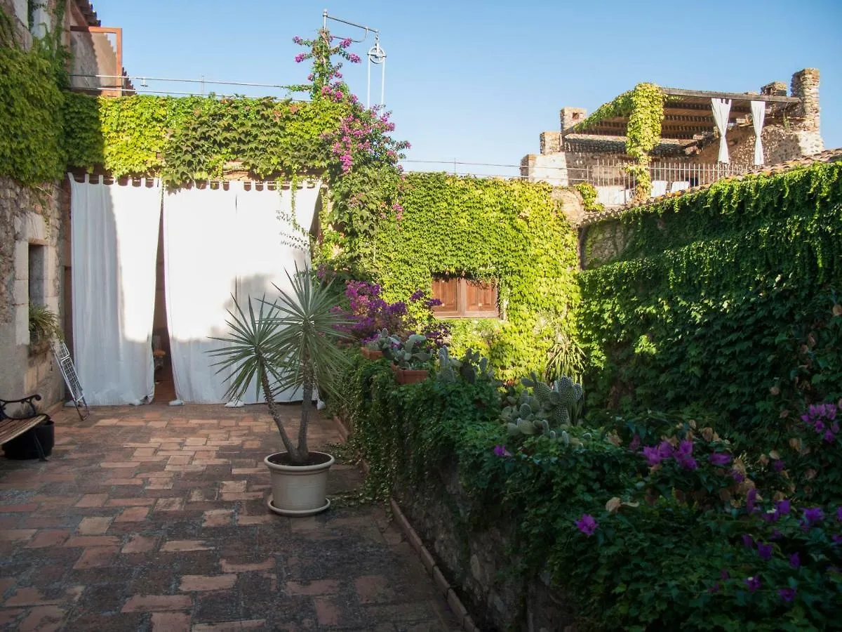 Country house Mas De San Feliu Guest House Viladamat